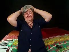 エリザベス 女性 向け 動画 3p