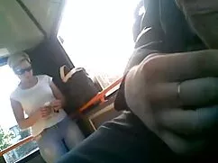 ヴィカ 18 禁 動画 女性 向け
