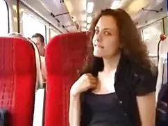ヒラリーの見解と彼女の美しさ 女性 の  ...